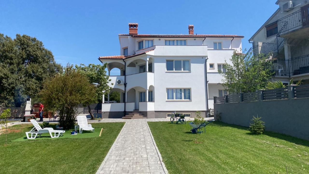 Villa Mara Pula Exterior photo