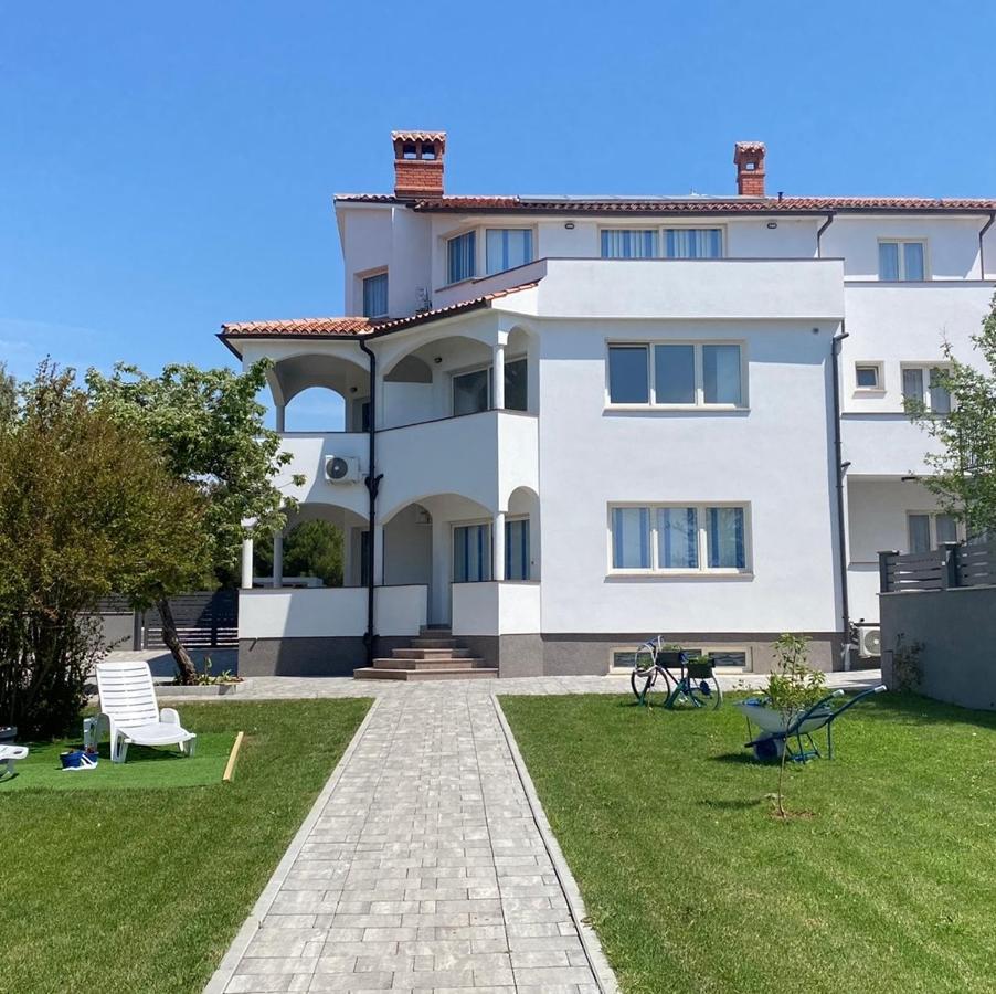 Villa Mara Pula Exterior photo
